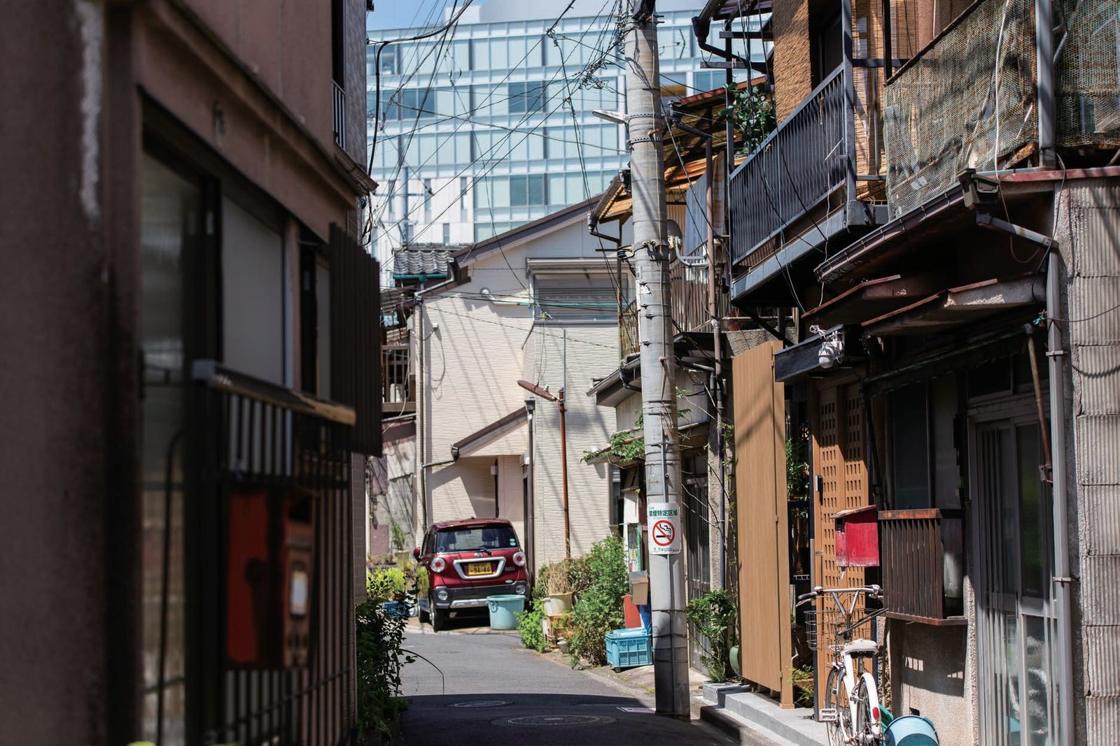 家々が並ぶ北千住の路地